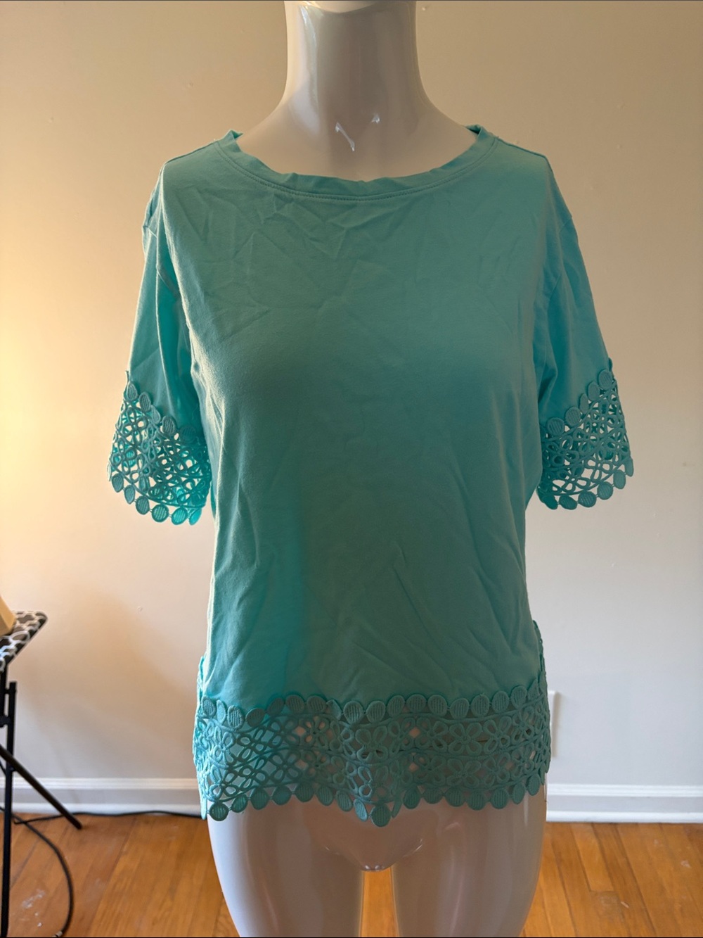 STYLUS Teal Short Sleeve Top with Crochet Trim